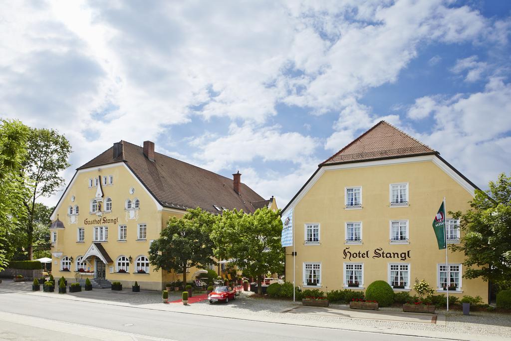 Hotel Gutsgasthof Stangl Vaterstetten Esterno foto